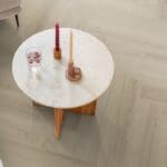 Ambiant Spigato XL Valento Beige Walvisgraat Dryback PVC - 6080101219 - Solza.nl