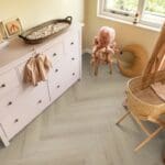 Ambiant Spigato XL Valento Beige Walvisgraat Dryback PVC - 6080101219 - Solza.nl