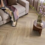 Ambiant Spigato XL Valento Light Brown Walvisgraat Dryback PVC - 6080101319 - Solza.nl