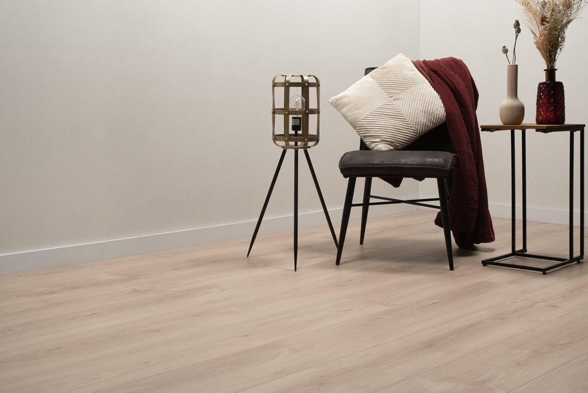 Floer Wit Geolied Hybride Laminaat Authentiek FLR-1709