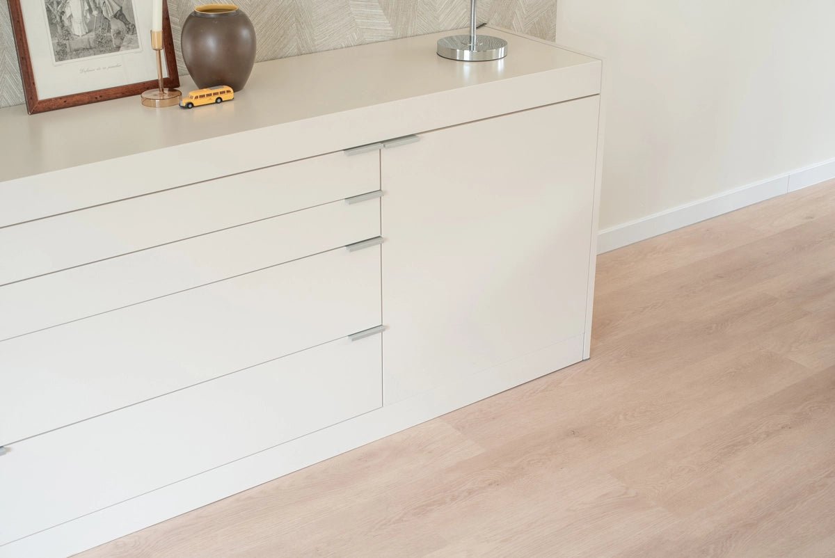 Floer Bemmel Beige Eiken FLR - 3036 - Dorpen Plak PVC - MEGAMAT - Solza.nl