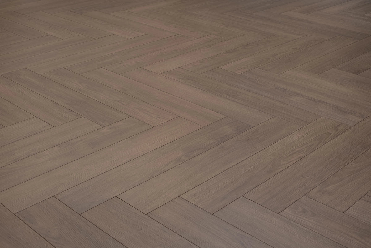 Floer Ceto Cacaobruin Hybride Laminaat Walvisgraat FLR - 1615 - Solza.nl