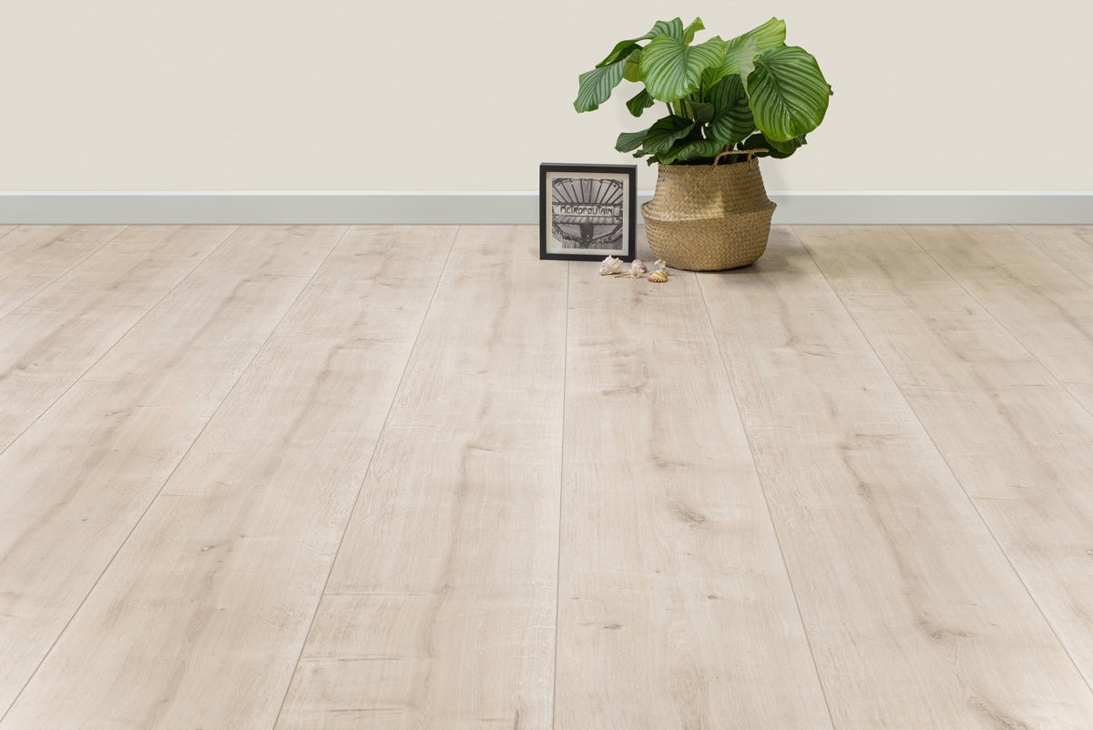 Floer Lichte Eik Hybride Laminaat Landhuis FLR-1026