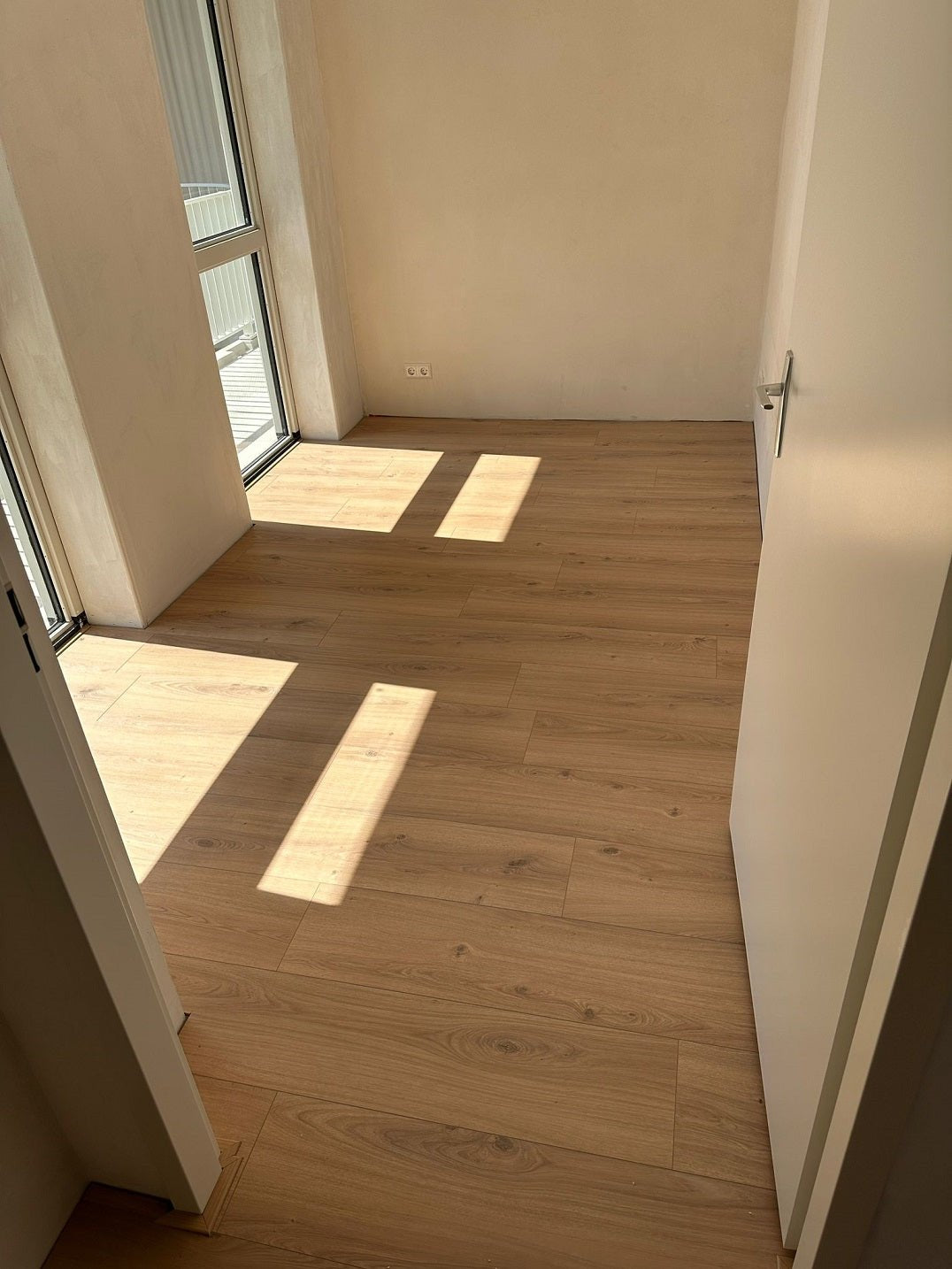 Floer Oss Onbehandeld Eiken Hybride Laminaat Steden FLR-1420