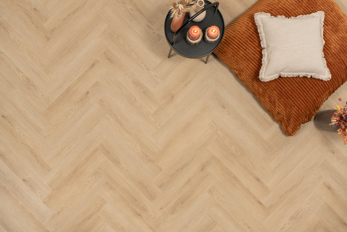 Floer Visgraat PVC Natuur Eiken FLR-3513 MEGAMAT - Bryde Bruin Visgraat
