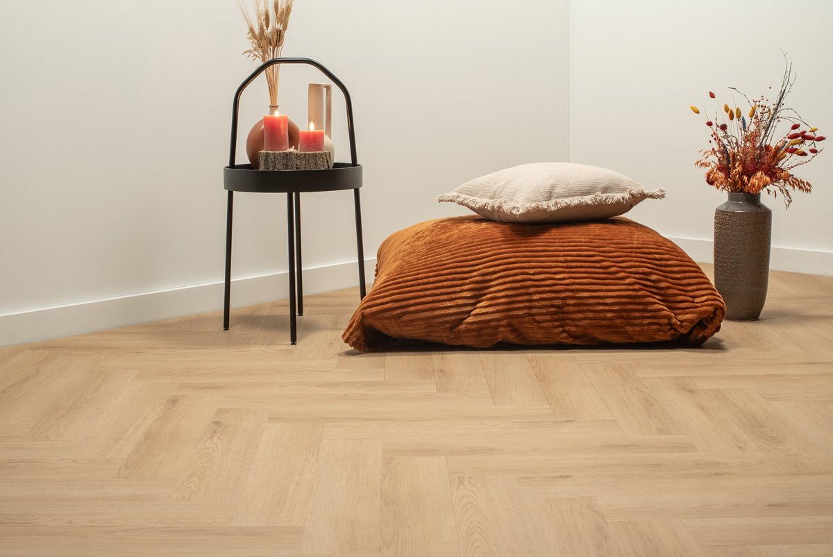 Floer Visgraat PVC Natuur Eiken FLR-3513 MEGAMAT - Bryde Bruin Visgraat