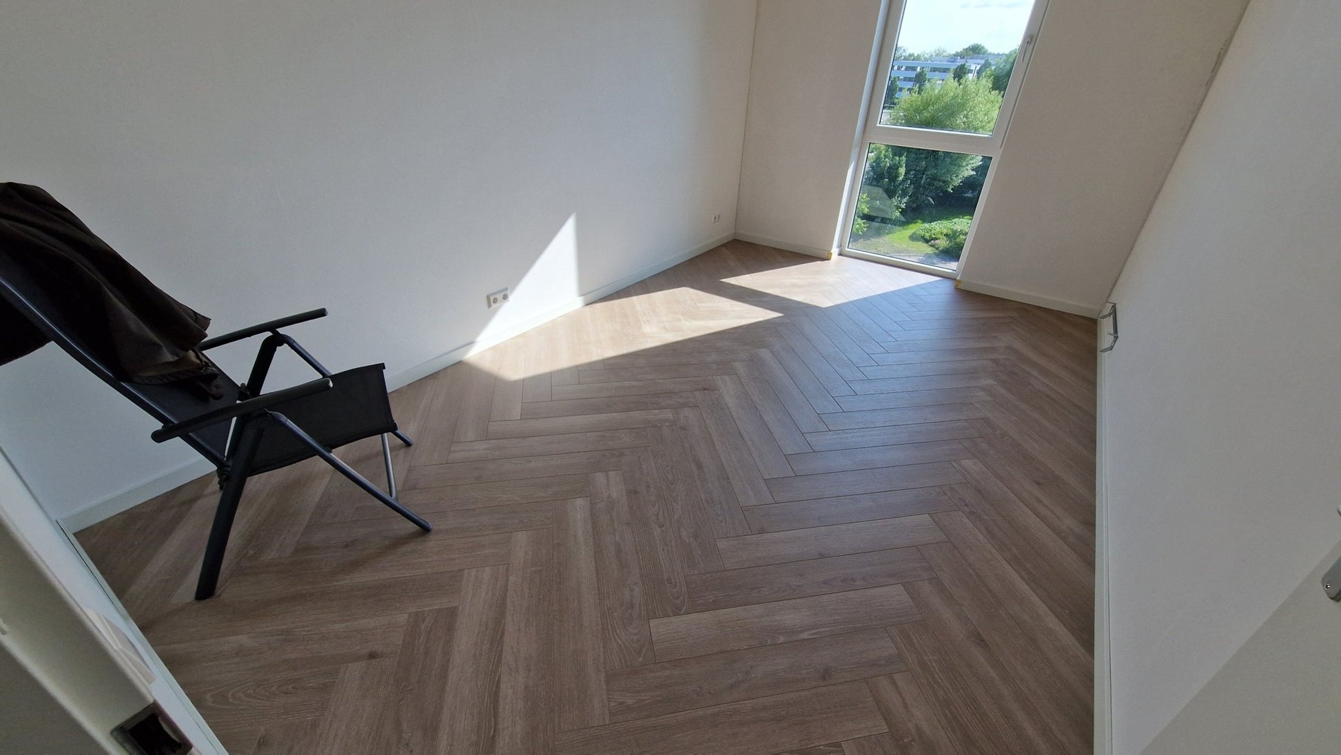 Floer Griend Grijs Hybride Laminaat Walvisgraat FLR-1614