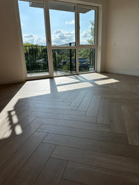 Floer Griend Grijs Hybride Laminaat Walvisgraat FLR-1614