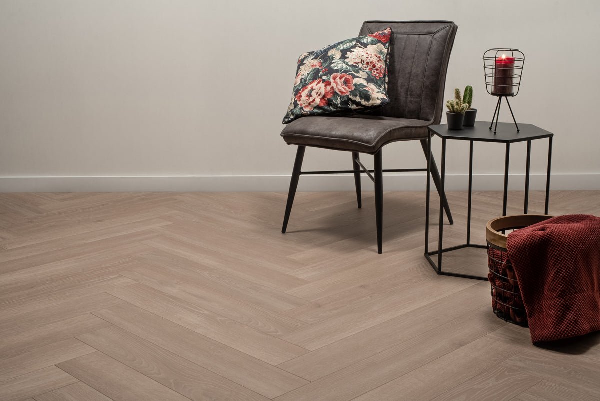 Floer Griend Grijs Hybride Laminaat Walvisgraat FLR-1614