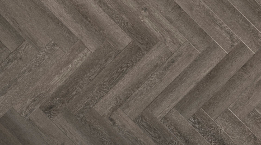 ParquetVinyl Yukon Smoked Grey - Visgraat Click PVC - 123 x 615 mm - YUK-HB-2630-IB - Solza.nl