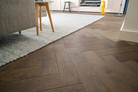 Floer Visgraat Parket Rustiek Eiken Multiplank Carbon Zwart Geolied FLR-4014 - Solza.nl