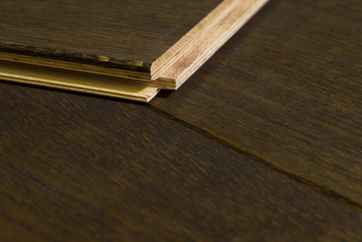 Floer Visgraat Parket Rustiek Eiken Multiplank Carbon Zwart Geolied FLR-4014 - Solza.nl