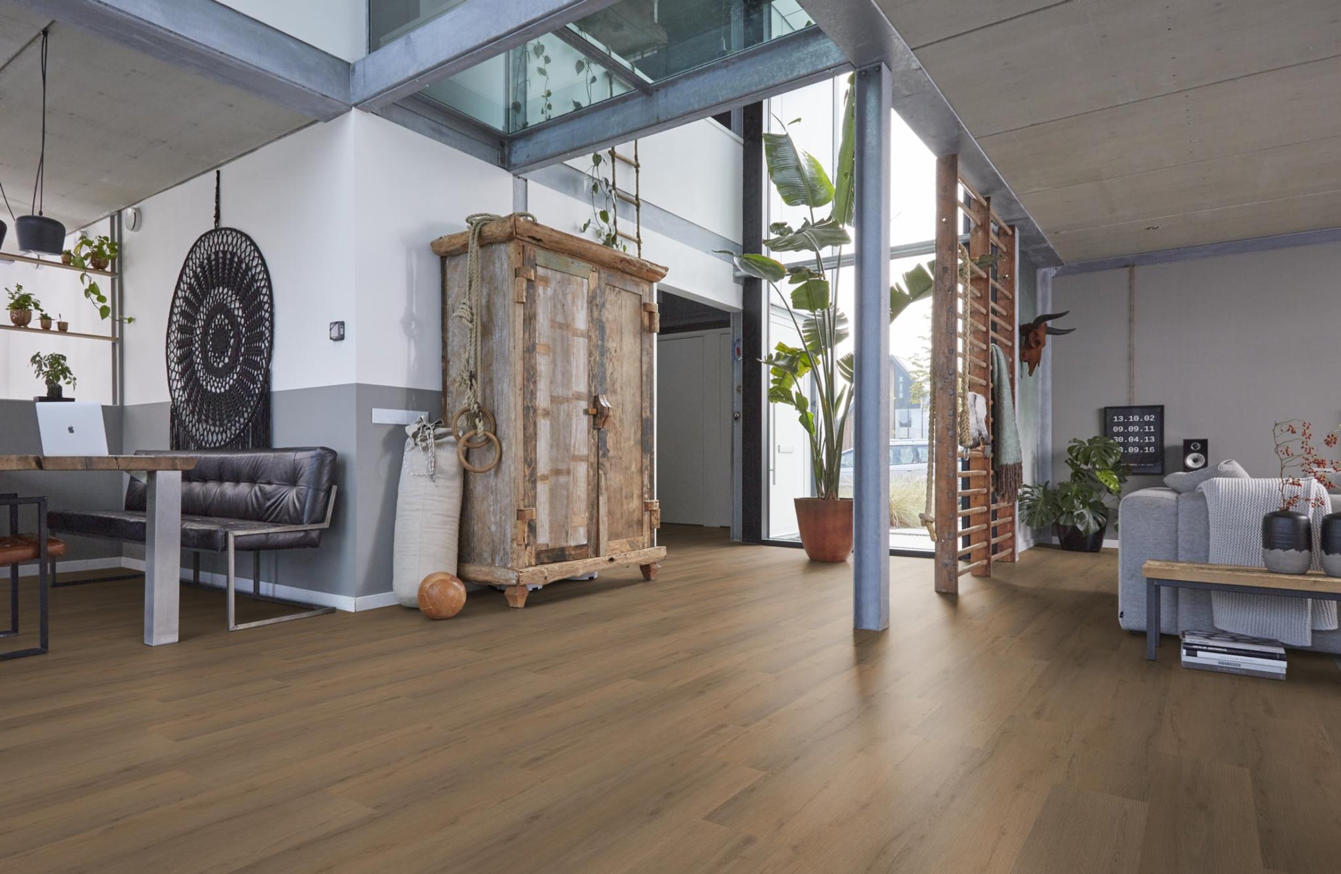 Floorlife Barnet Dark Oak 8511 Dryback PVC Rechte Stroken - Warme kleur donker eiken - Solza.nl