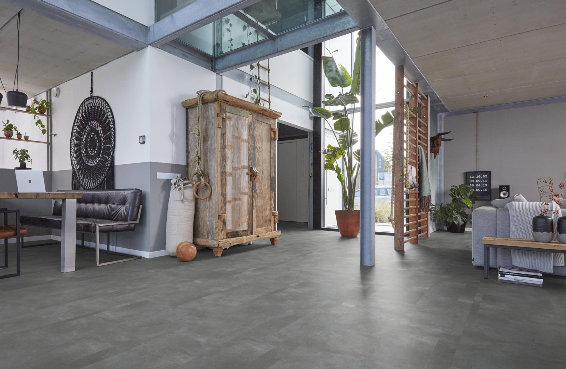 Floorlife Click PVC Tegel Ealing Grey 7412 SRC - Natuursteen look 91 x 45.5 cm - Solza.nl