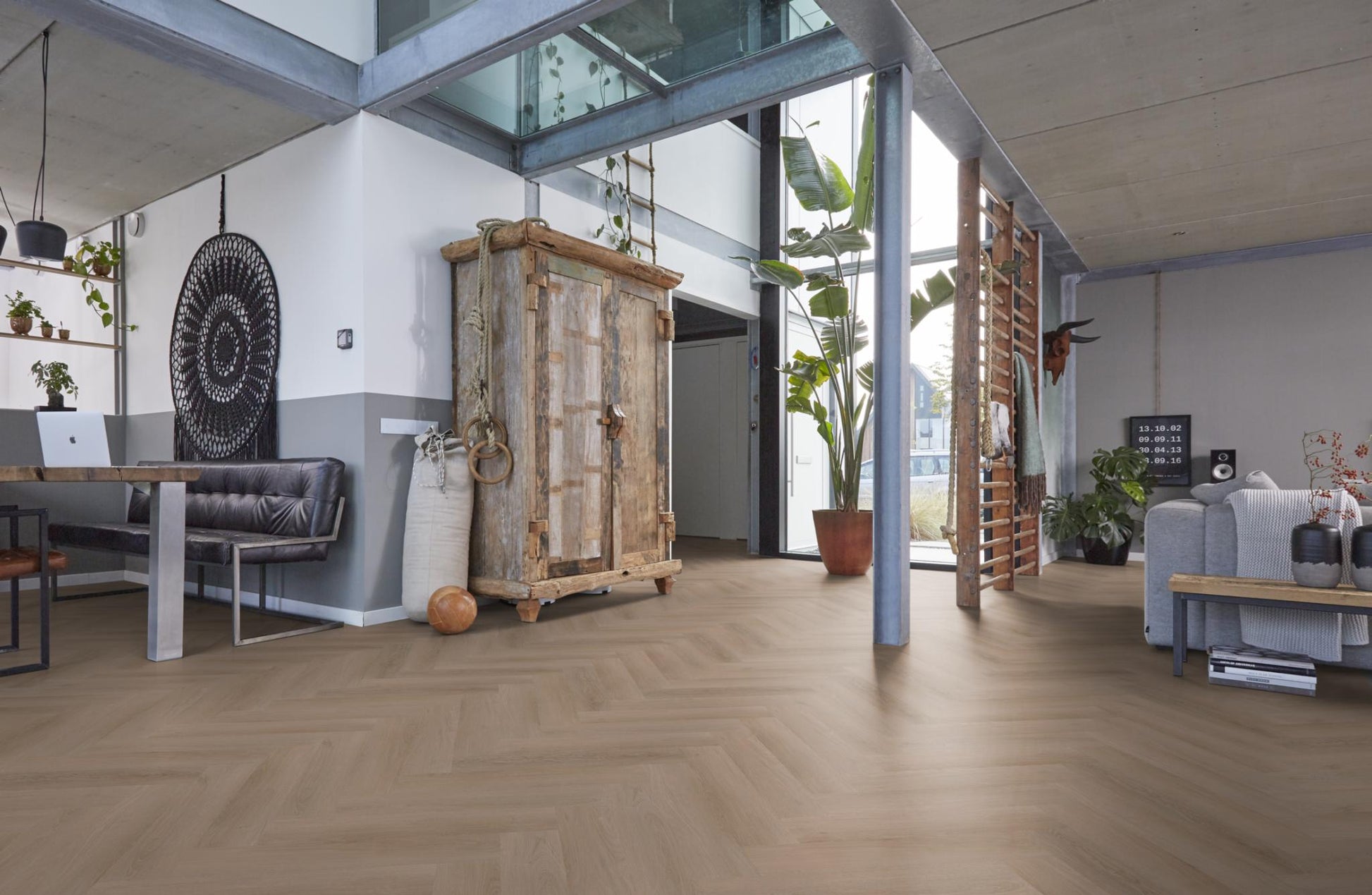 Floorlife Visgraat Click PVC YUP Merton Herringbone Dark Oak 7611 - Solza.nl