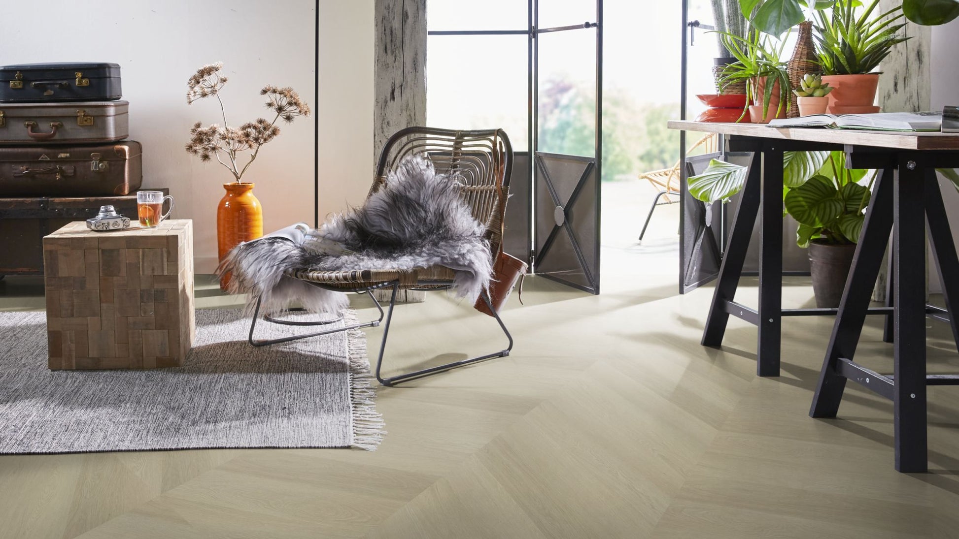 Floorlife Yup Fulham Chevron Smoky 1612 Dryback PVC - Hongaarse Punt - Solza.nl