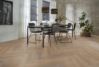 Floorlife Yup Leyton Herringbone Natural Oak Dryback PVC - Visgraat grijs/bruin - Solza.nl